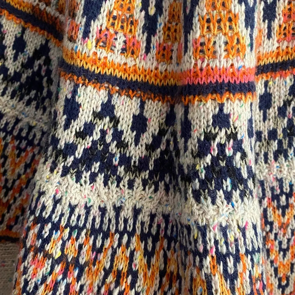 Michelle Nicole Nordic Wool Blend Tribal Sweater Poncho Boho Southwest M - Picture 8 of 12